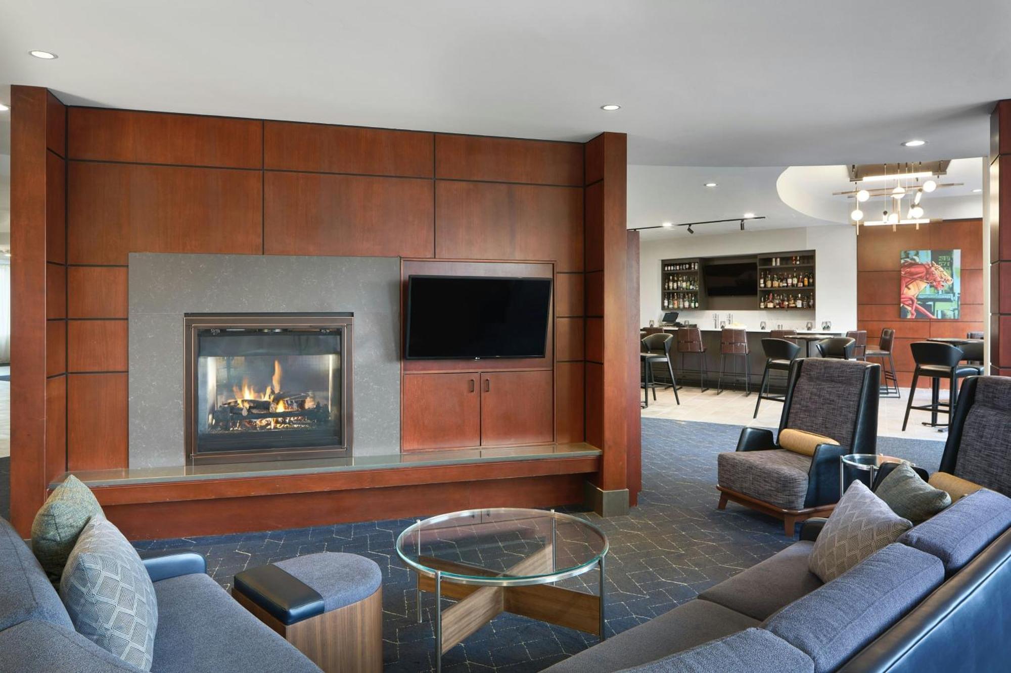 Courtyard By Marriott Saratoga Springs Hotel Exterior photo